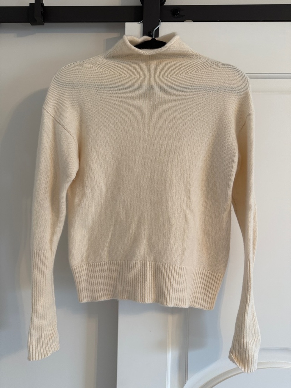 Wilfred Cream Turtleneck Relaxed Knit Sweater